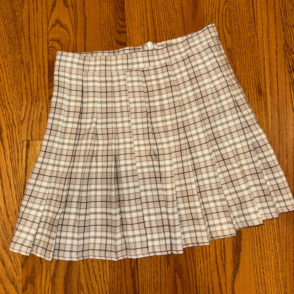 SHEIN Beige Plaid Mini Skirt